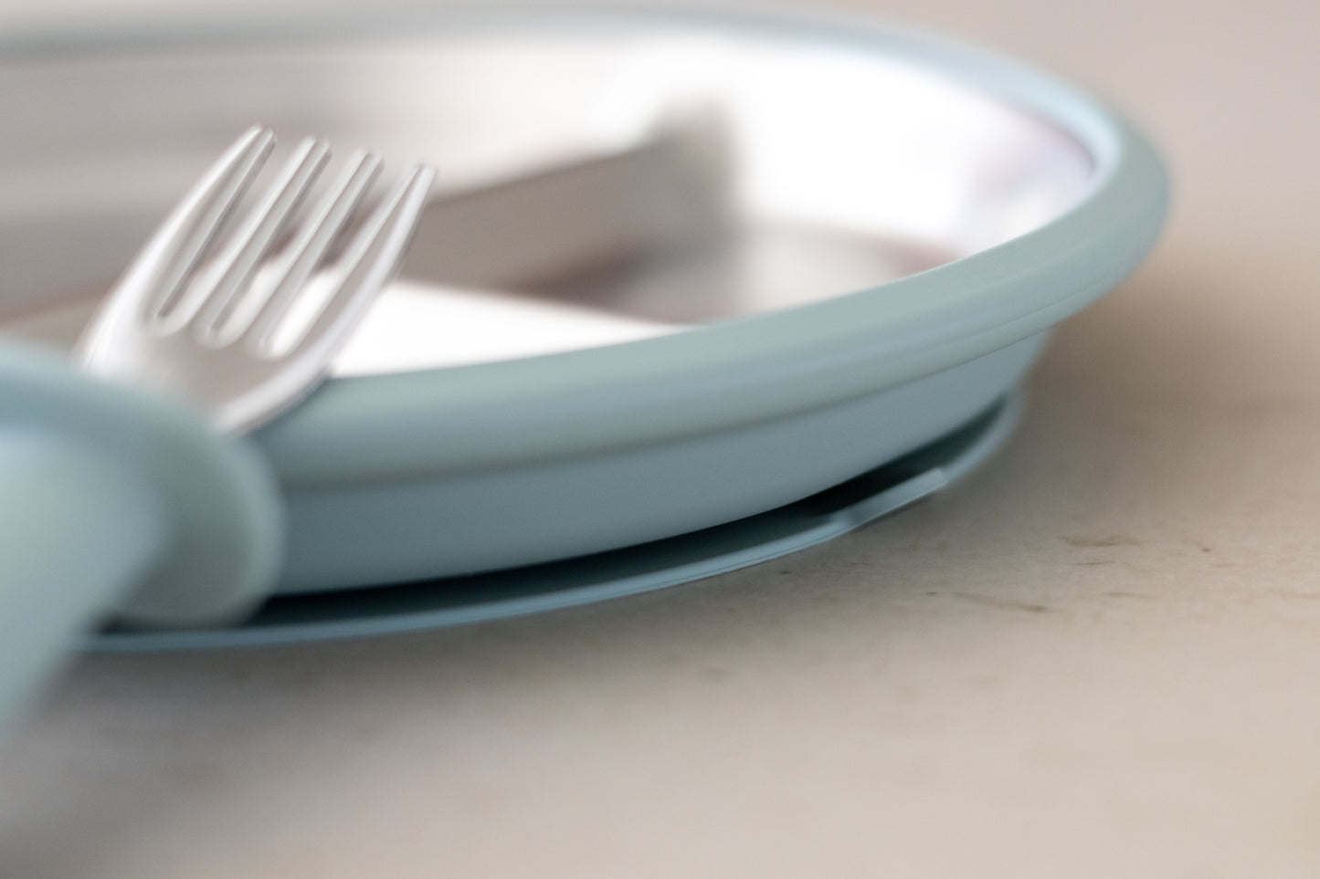 Kiekeboe® RVS Bordje met Siliconen Zuignap voor Baby’s en Peuters